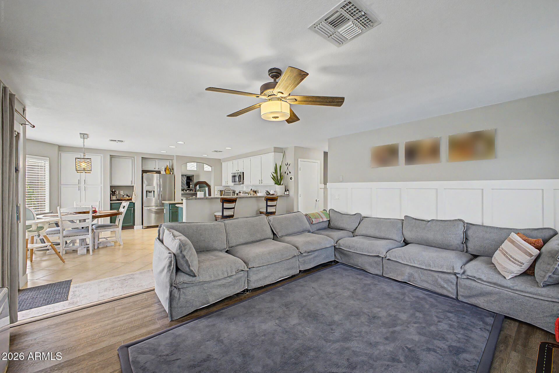 2223 E Torrey Pines Place