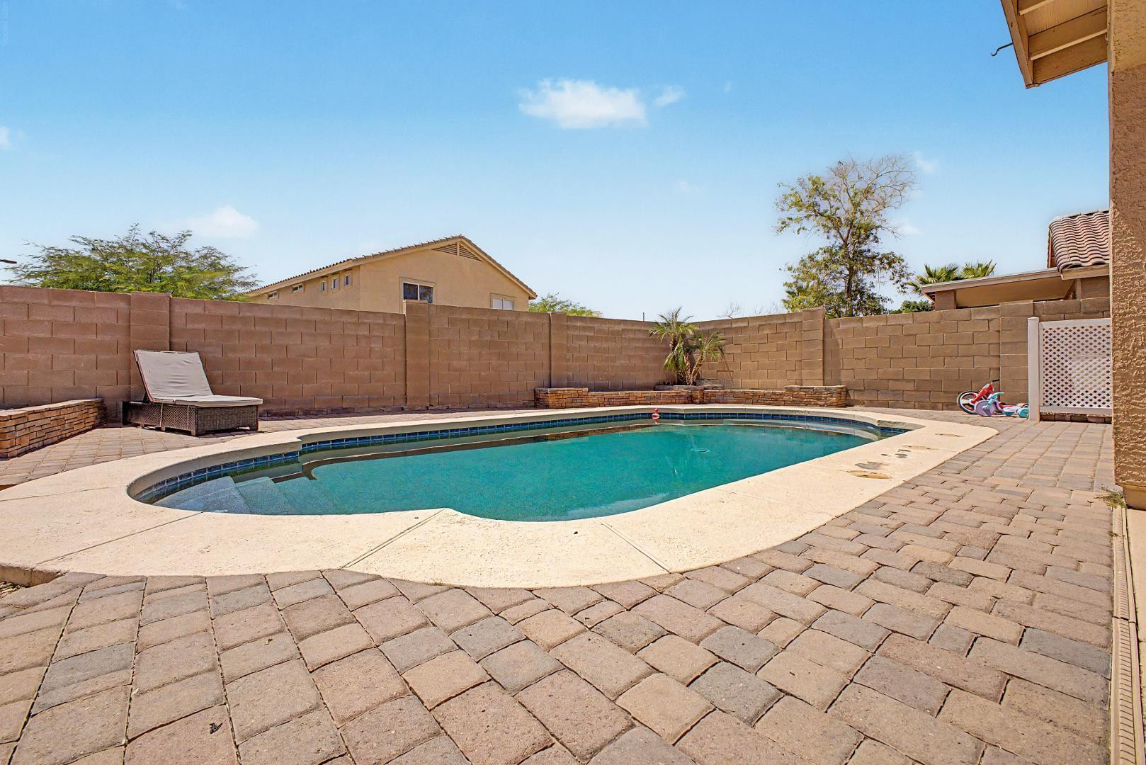 22617 W Adams Drive