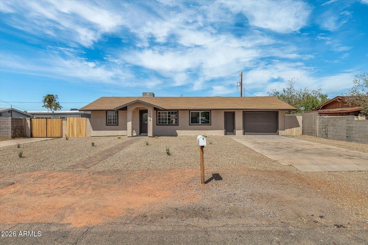 Photo 1 of 23 — 10418 E ALBANY Street, Apache Junction, AZ 85120