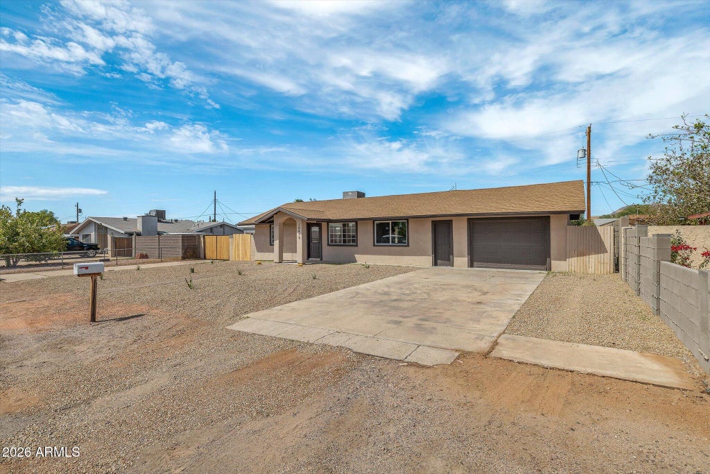 Photo of 10418 E Albany Street, Apache Junction, AZ 85120 (MLS # 7078073)