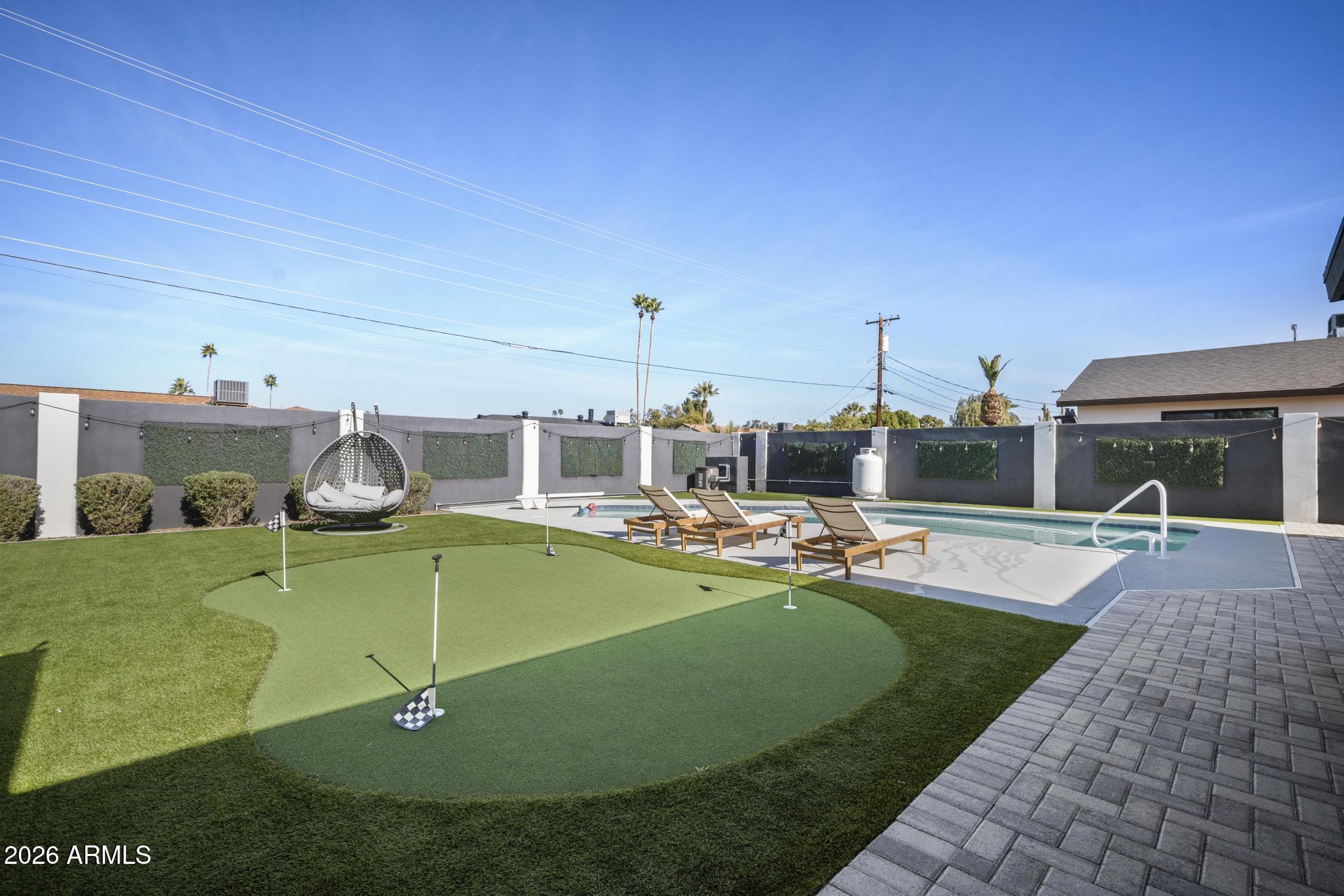 8314 E MARIPOSA Drive