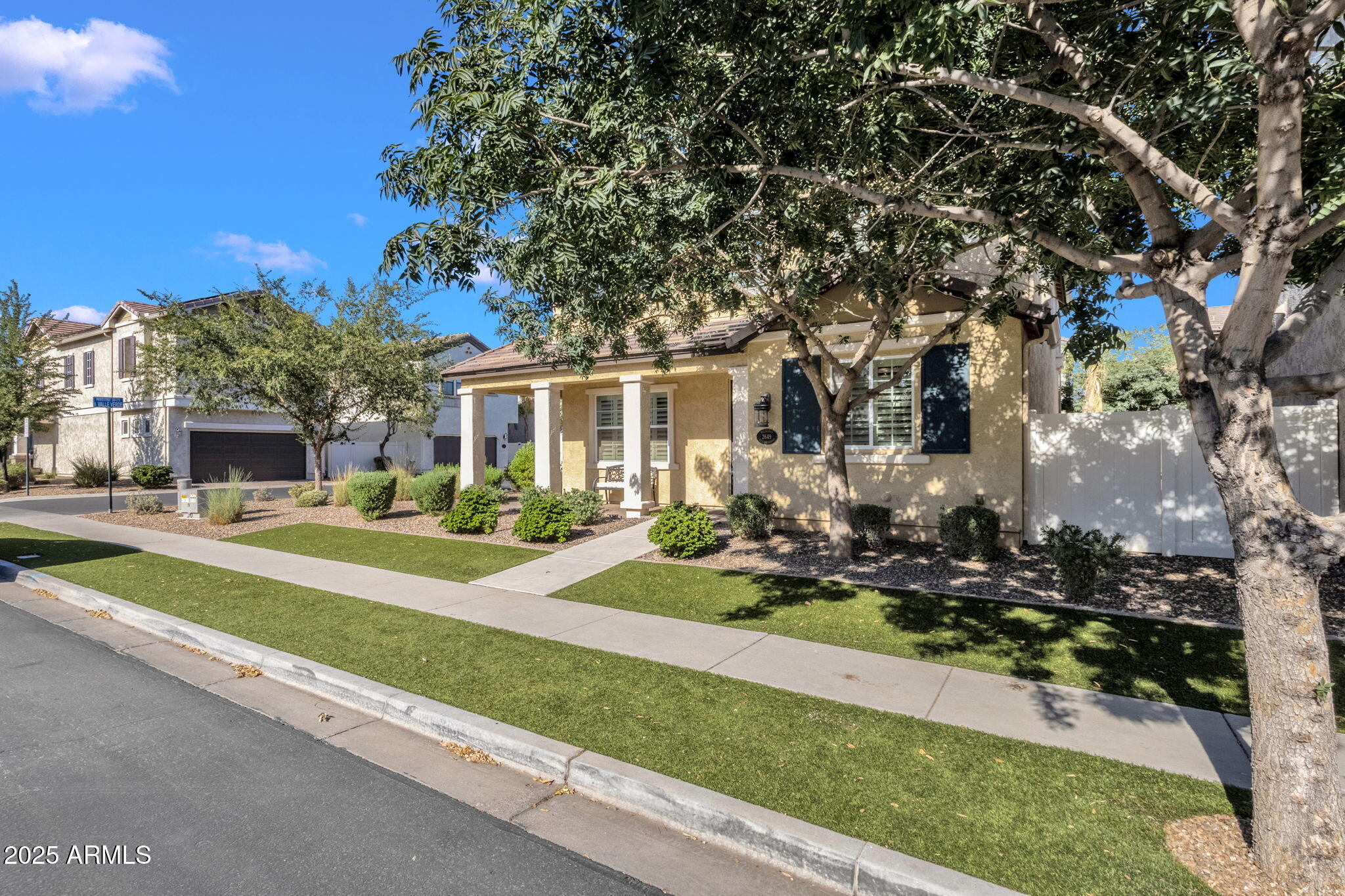 2649 S VALLE VERDE --