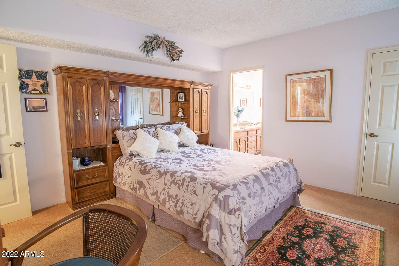 TOWN & COUNTRY ESTATES UNIT 12 - Residential