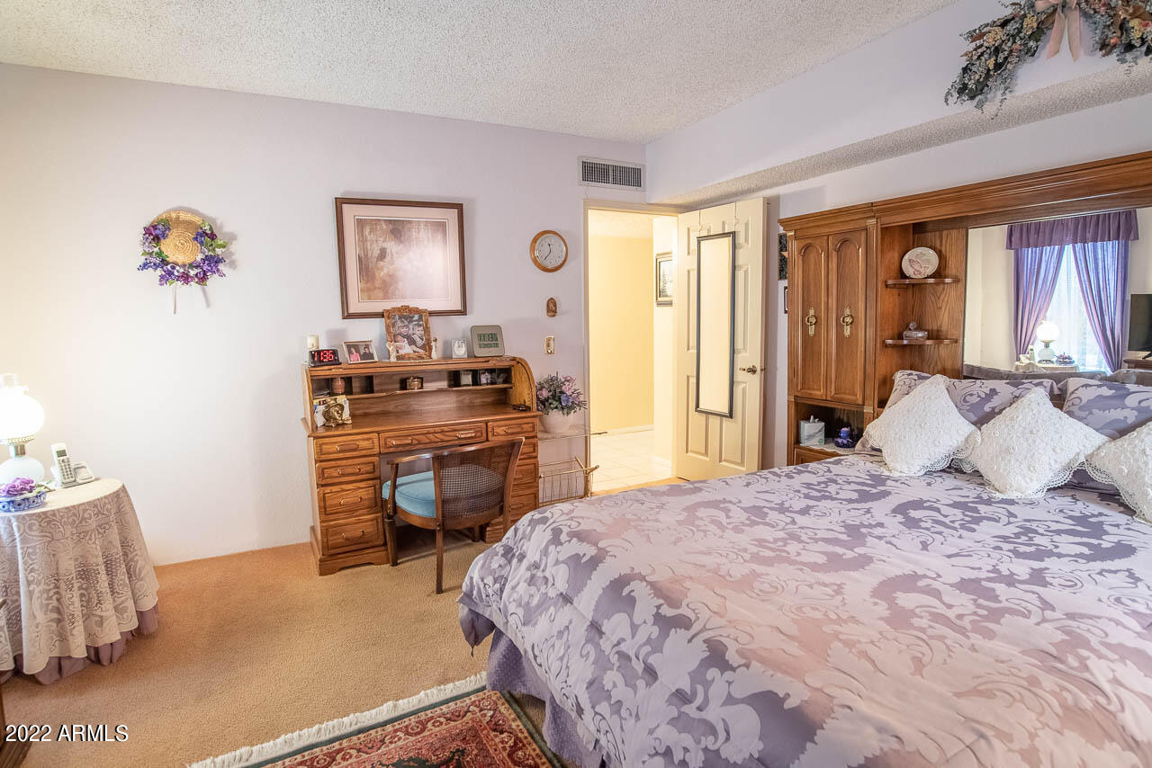 TOWN & COUNTRY ESTATES UNIT 12 - Residential