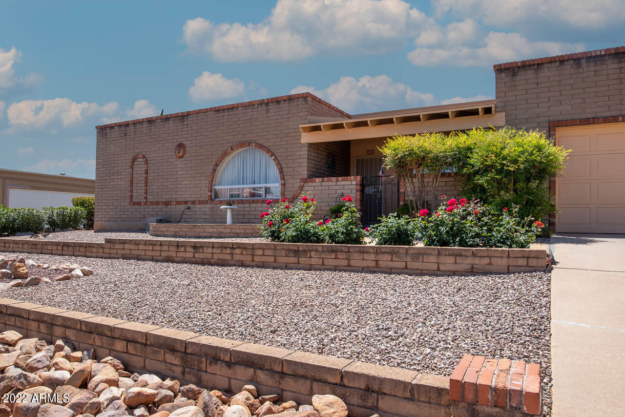 TOWN & COUNTRY ESTATES UNIT 12 - Residential