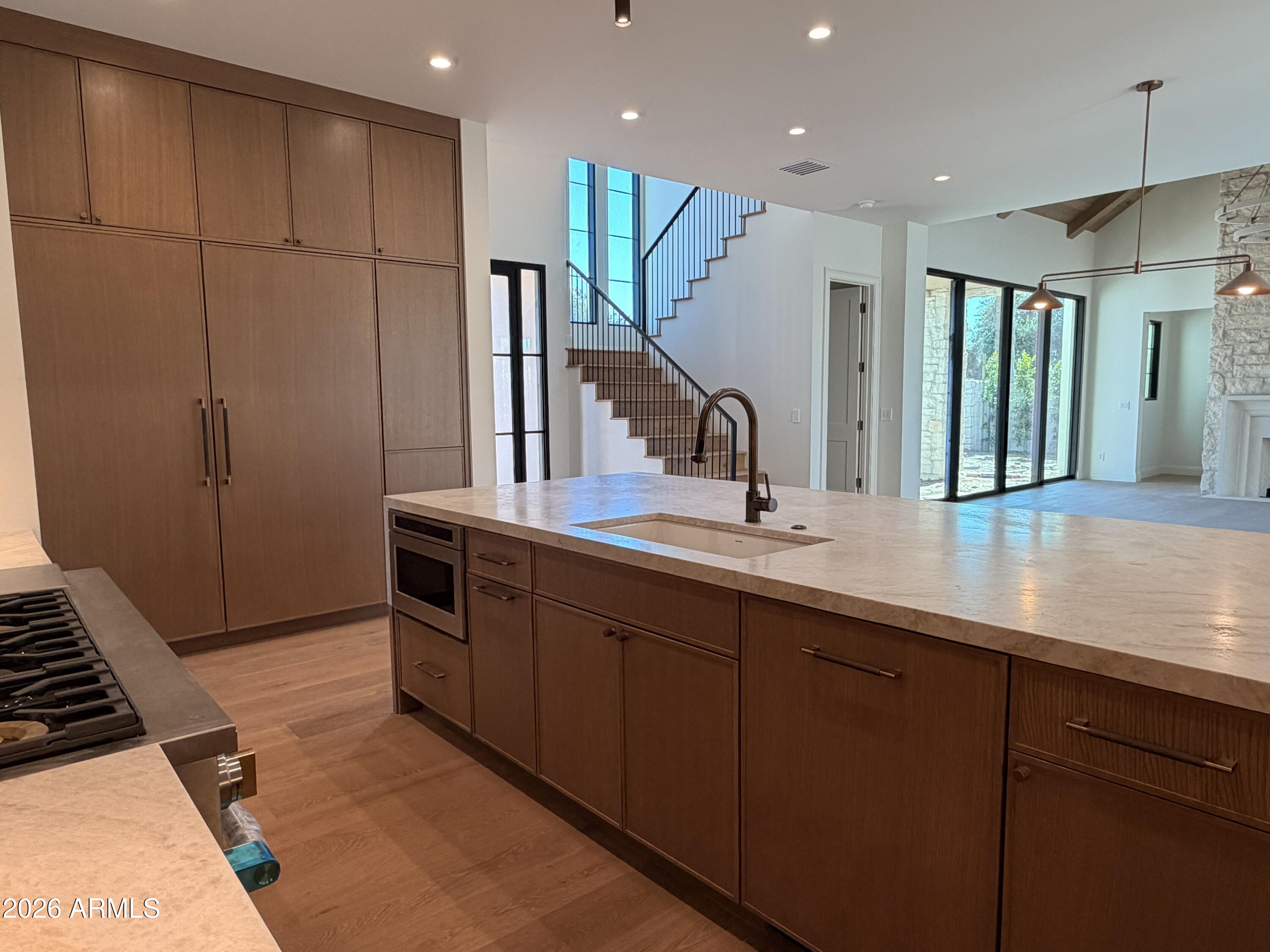 INDIAN VILLA AMD - Residential