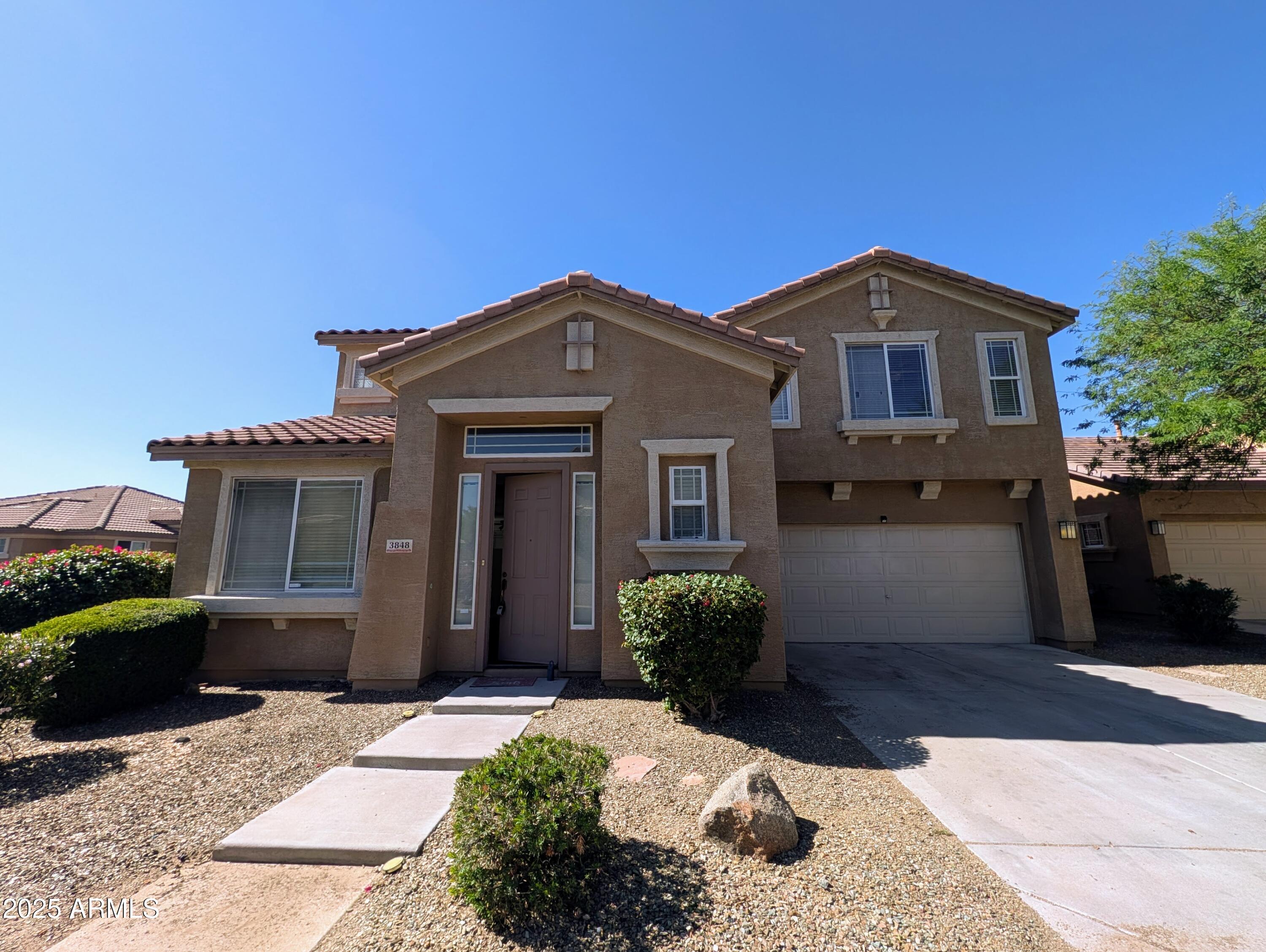 3848 E POLLACK Street