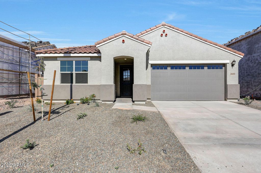 Photo of 24180 W Raymond Street, Buckeye, AZ 85326 (MLS # 6967371)