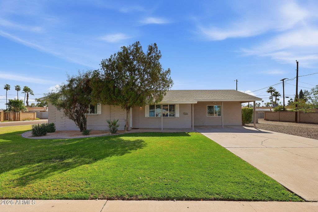 Photo of 1201 W 16th Street, Tempe, AZ 85281 (MLS # 6985310)