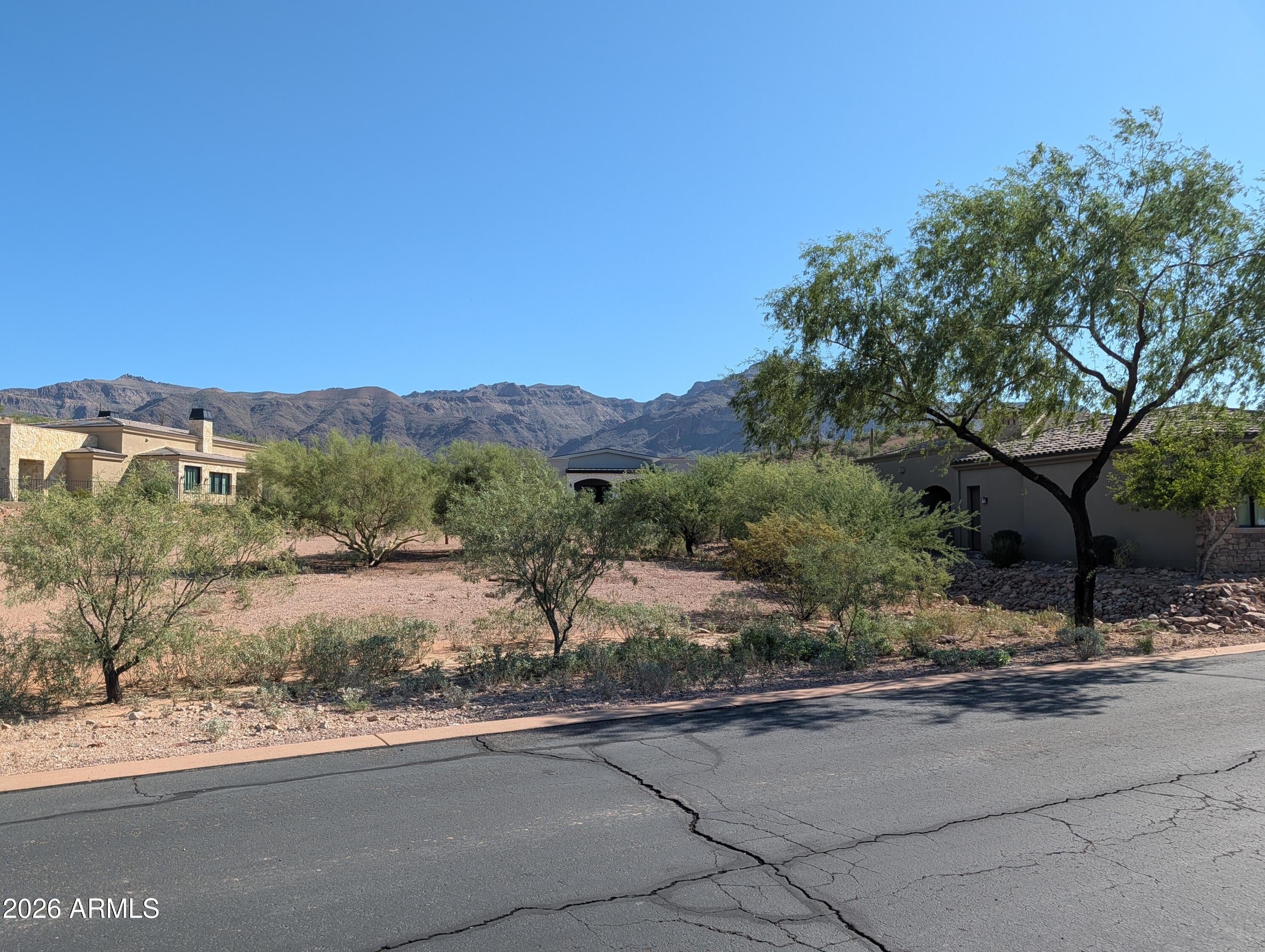 9404 E THUNDER PASS Drive 38