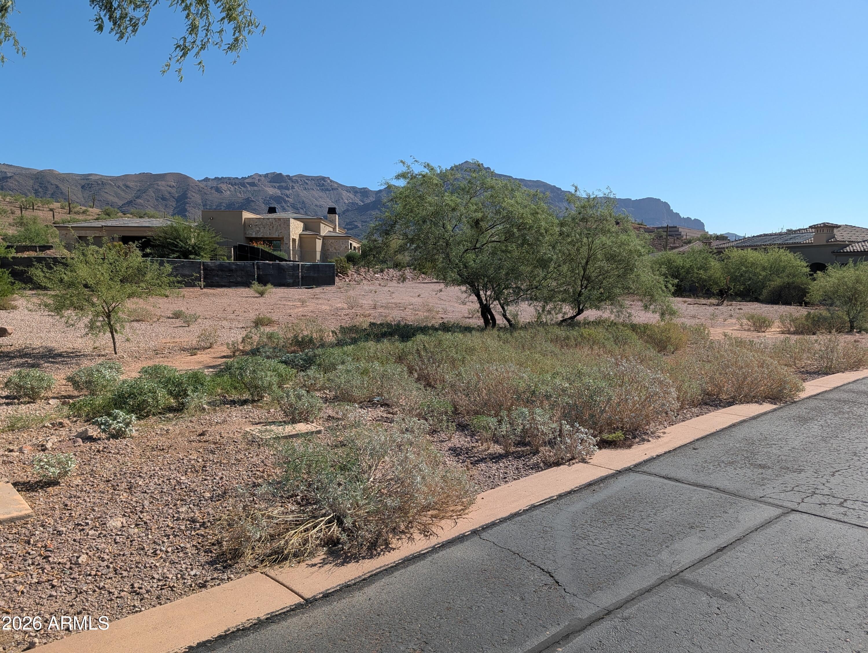 9404 E THUNDER PASS Drive 38