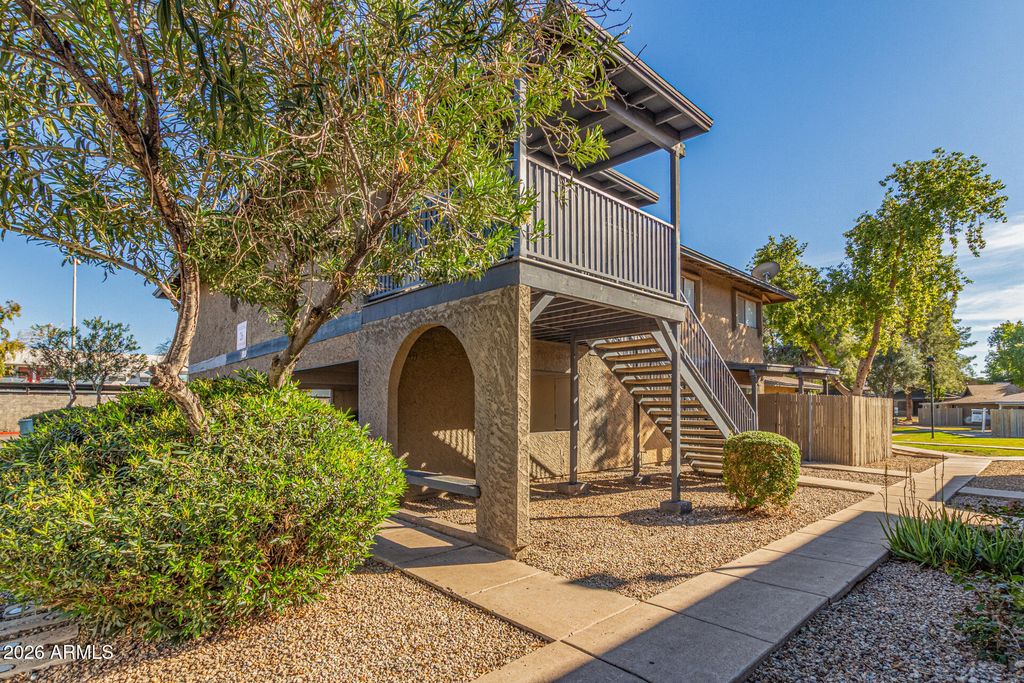 Photo of 286 W Palomino Drive #104, Chandler, AZ 85225 (MLS # 6969447)