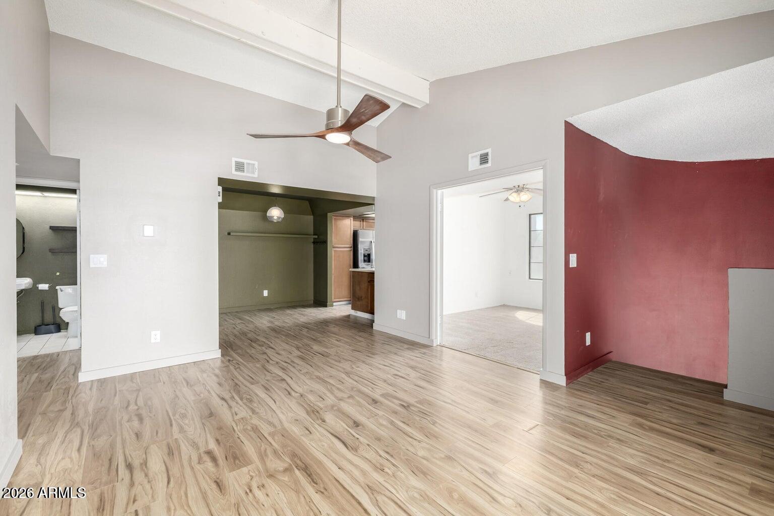 925 N COLLEGE Avenue G225