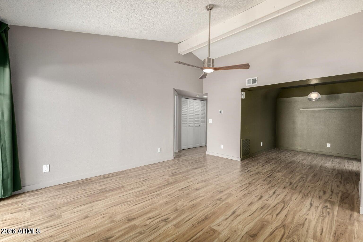 925 N COLLEGE Avenue G225