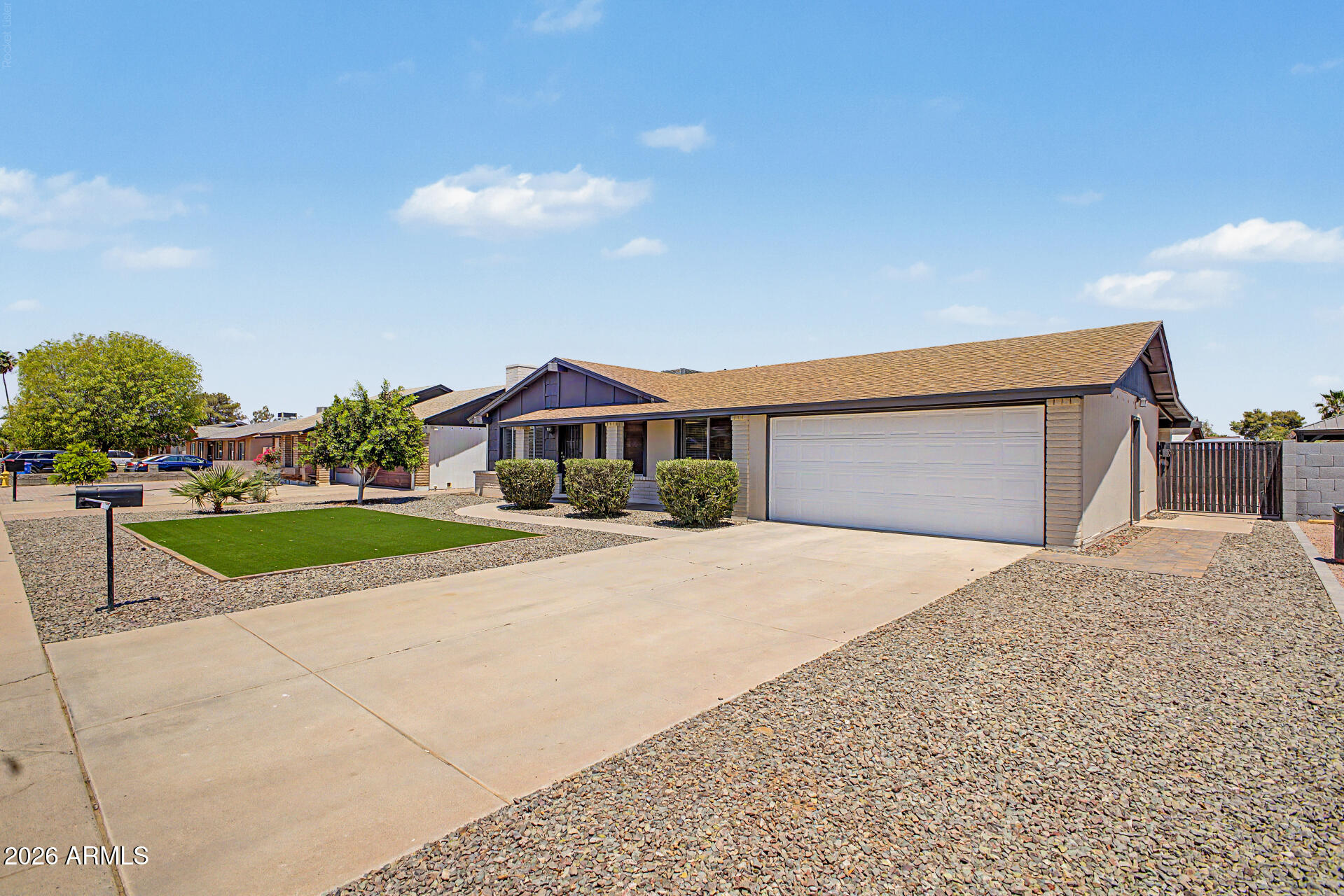 8754 W ELM Street