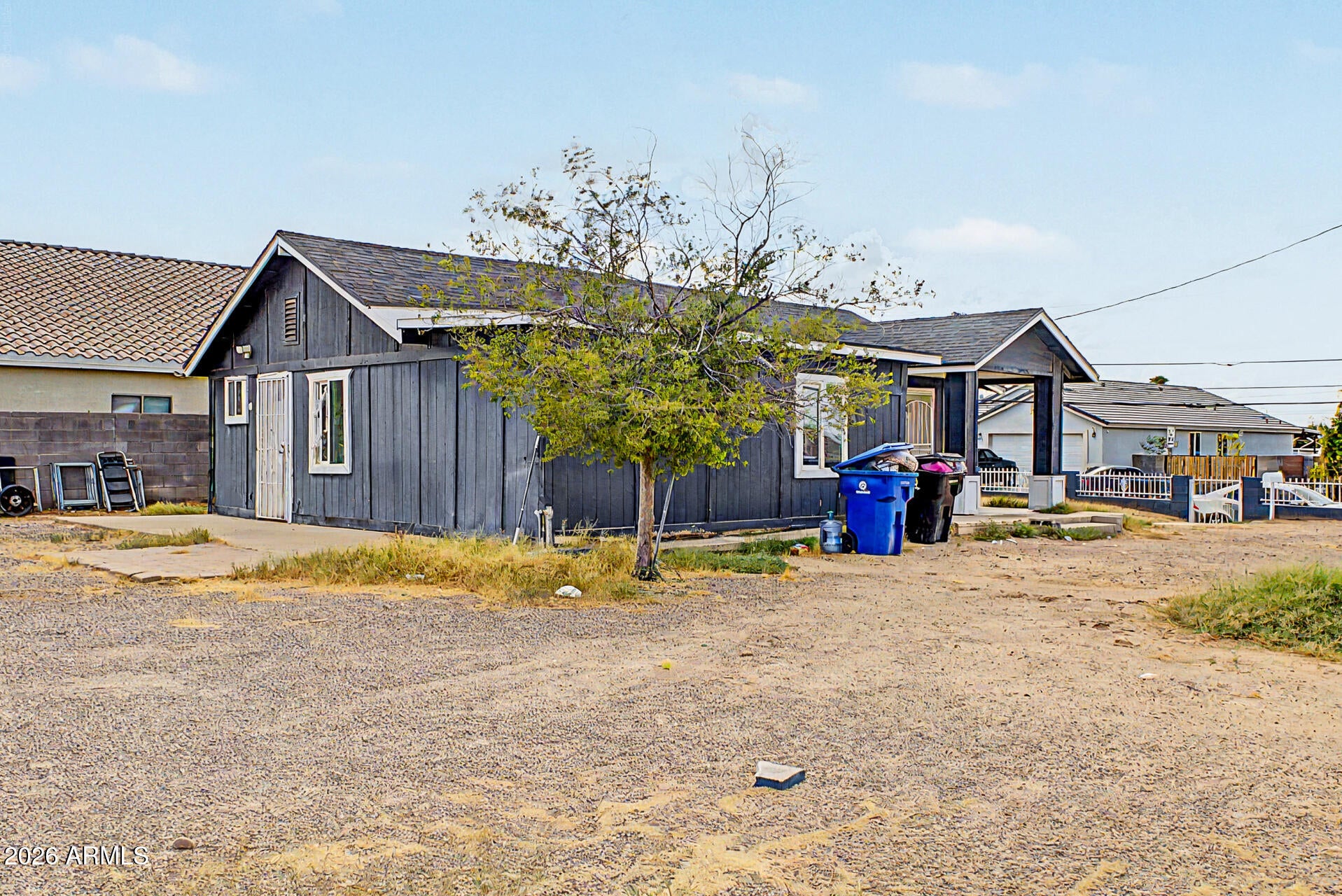601 S 4TH Street