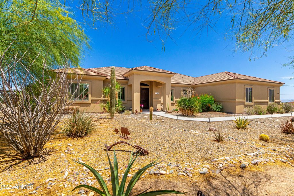 Photo of 3614 W Phillips Road, San Tan Valley, AZ 85144 (MLS # 6964447)