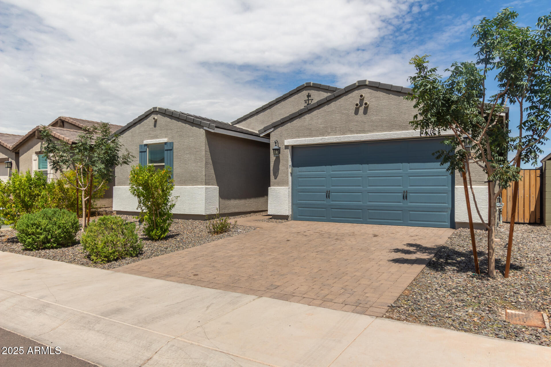 6918 W WINSTON Drive