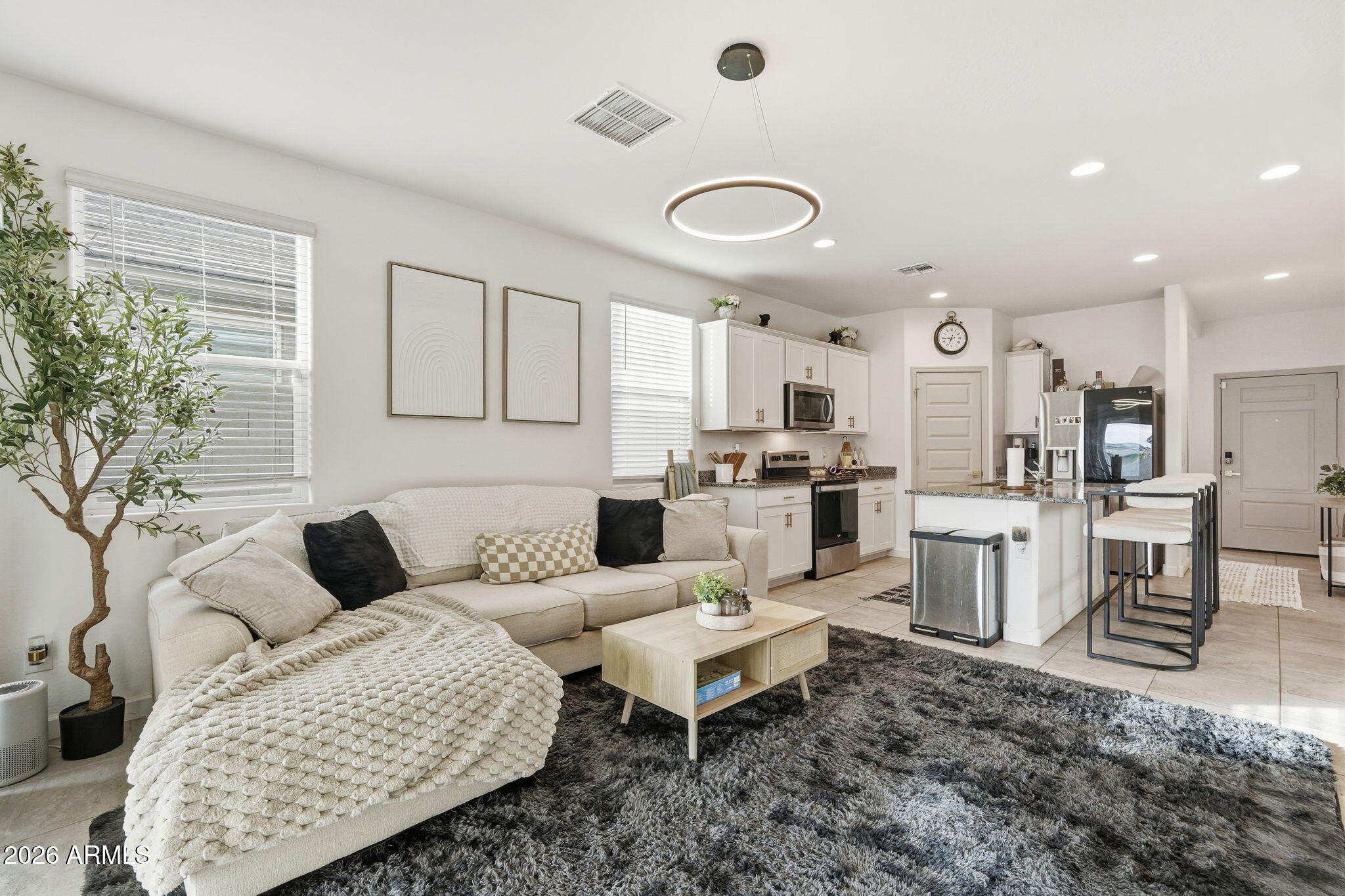 38195 W CANNATARO Lane