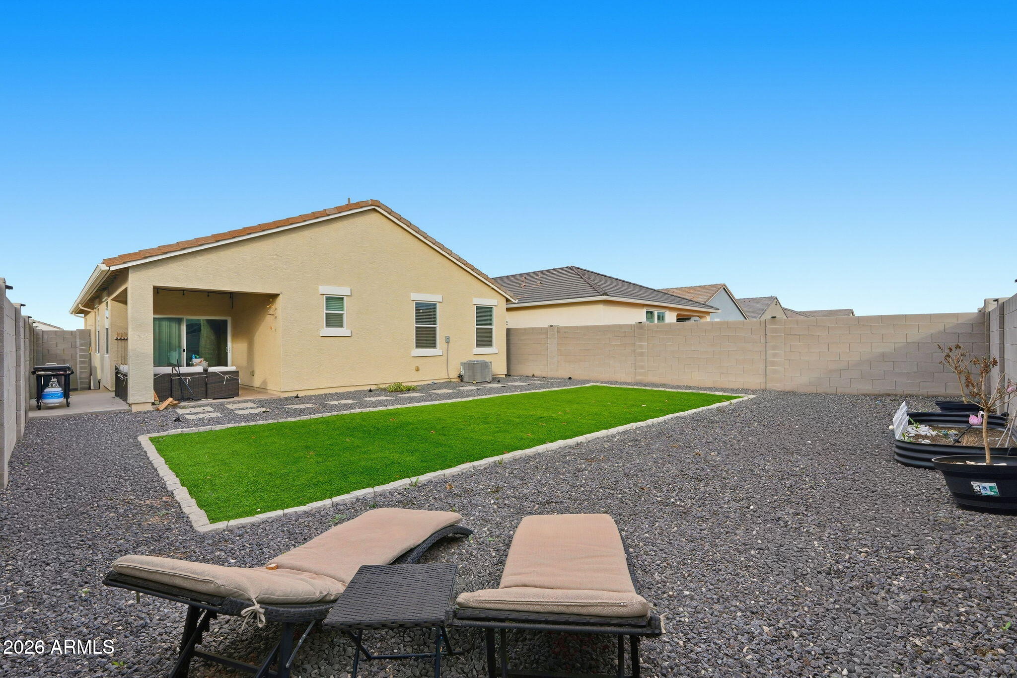 38195 W CANNATARO Lane