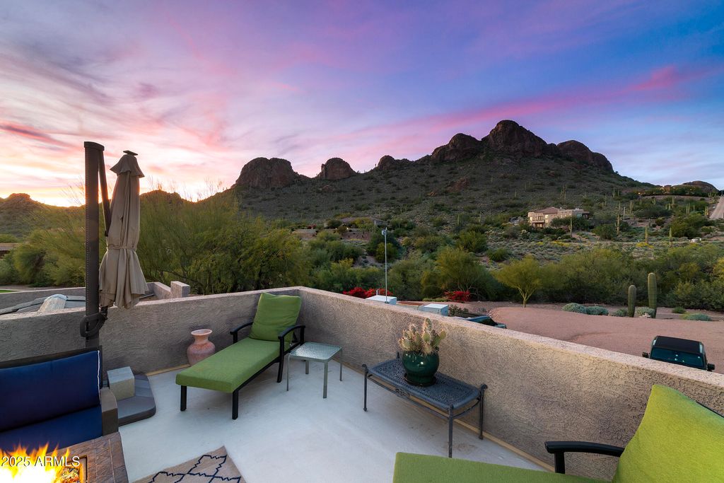 Photo of 9937 E Hidden Treasure Court, Gold Canyon, AZ 85118 (MLS # 6960192)