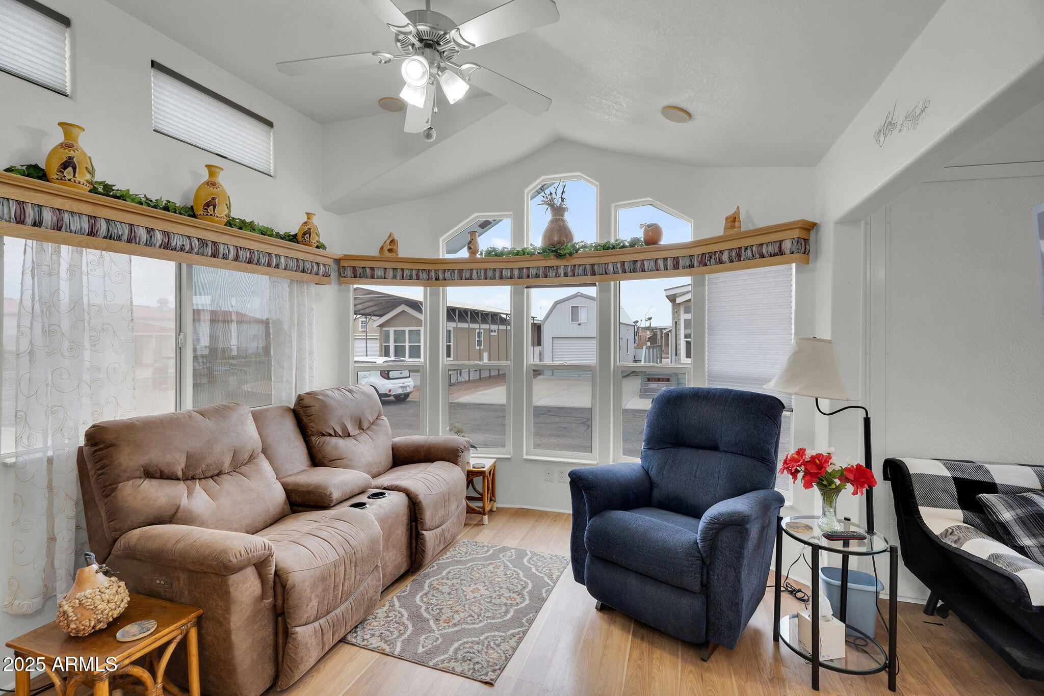 427 E TIEMPO DEL SOL --