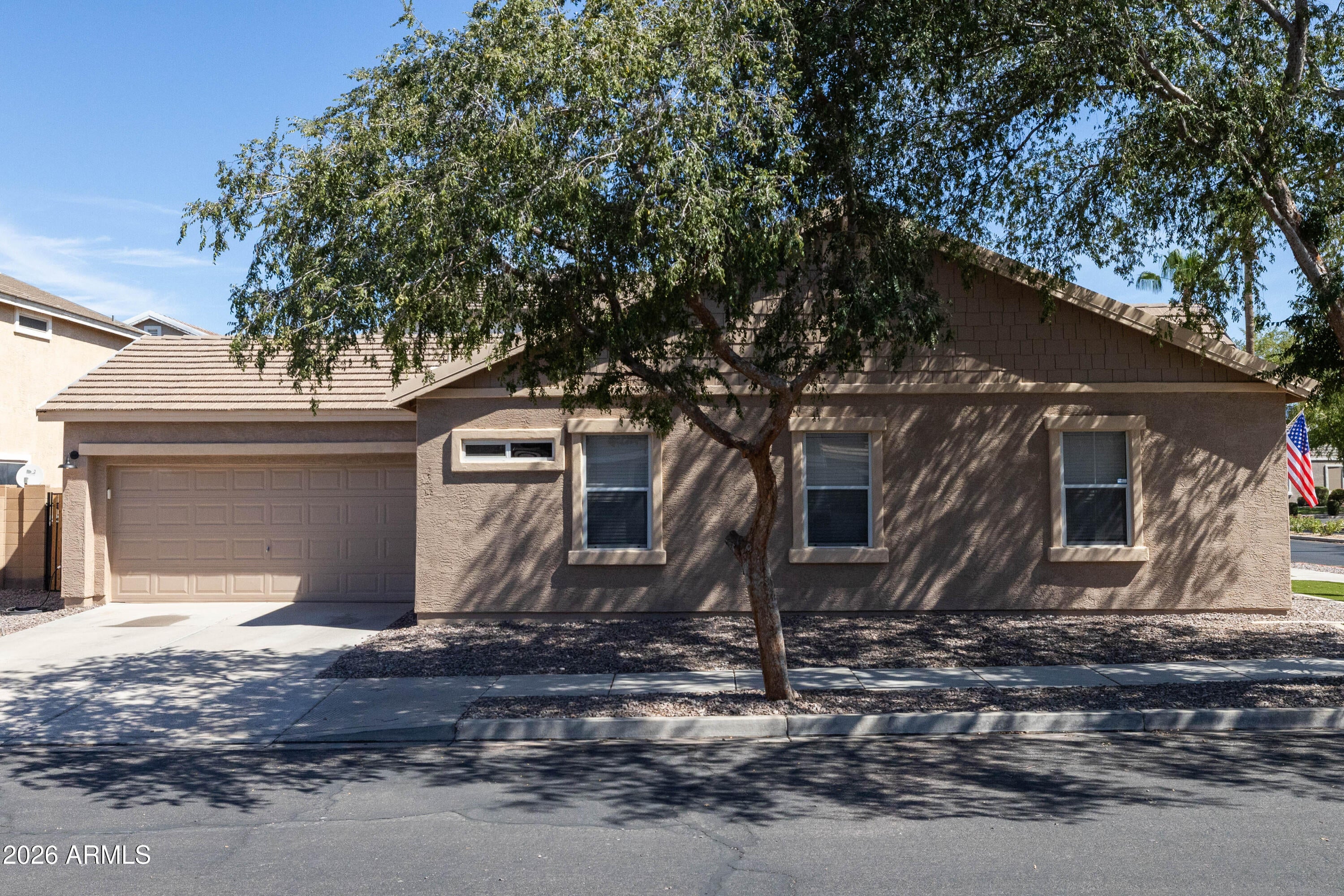 2242 S BARRINGTON --