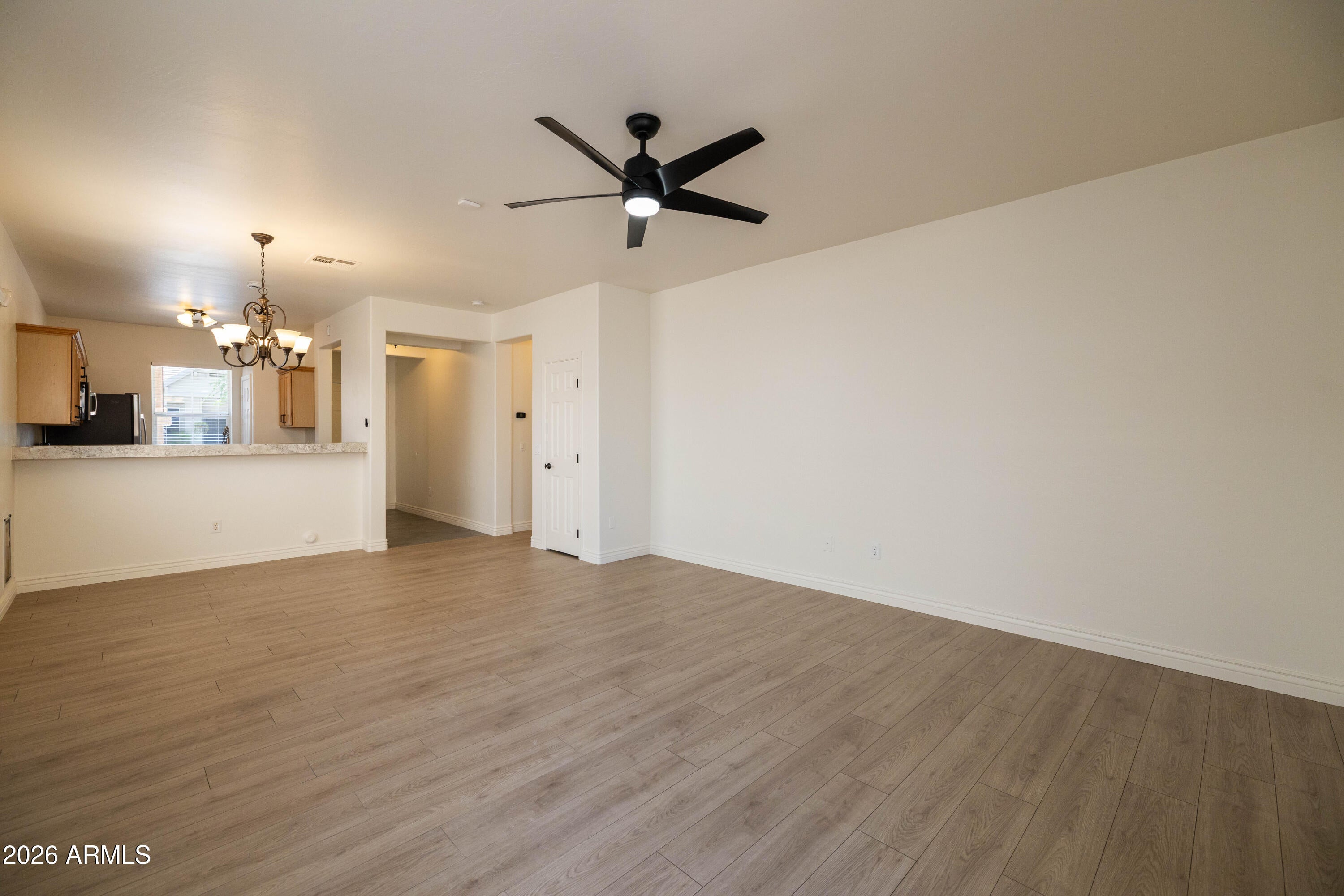 2242 S BARRINGTON --