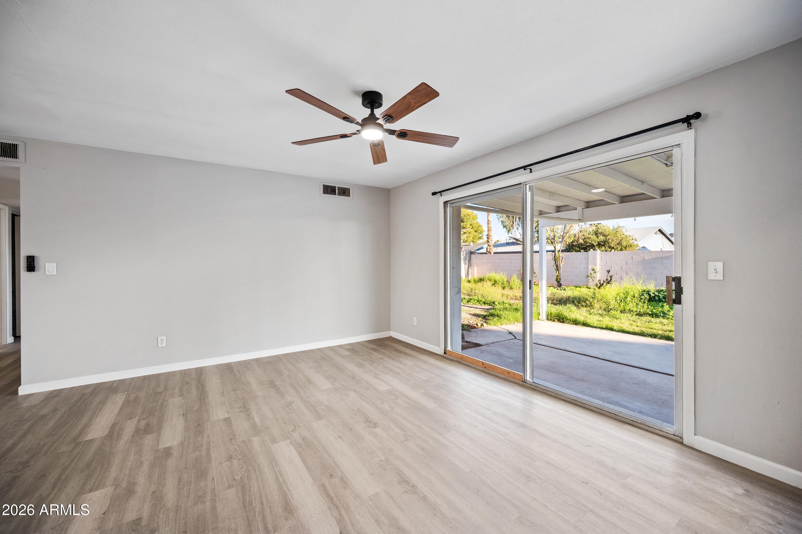3409 E Campo Bello Drive