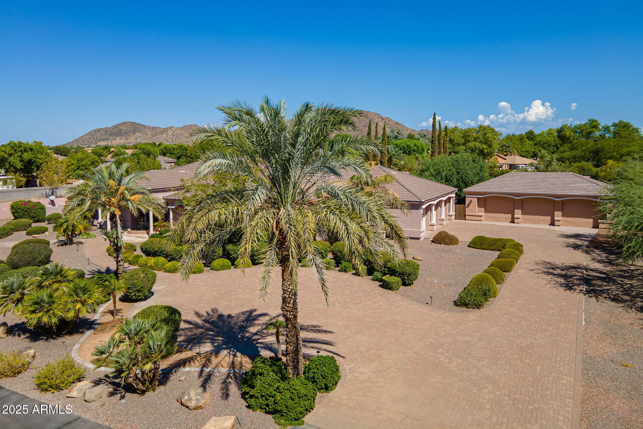 8080 W AVENIDA DEL SOL --