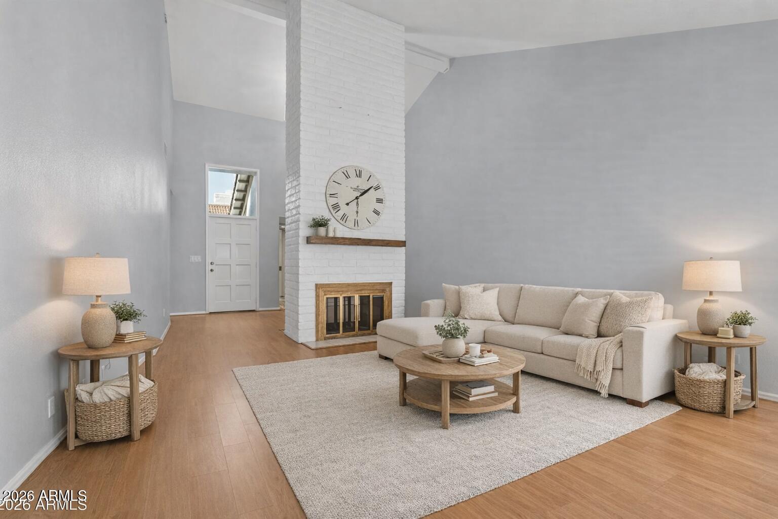 1336 E MARYLAND Avenue 8