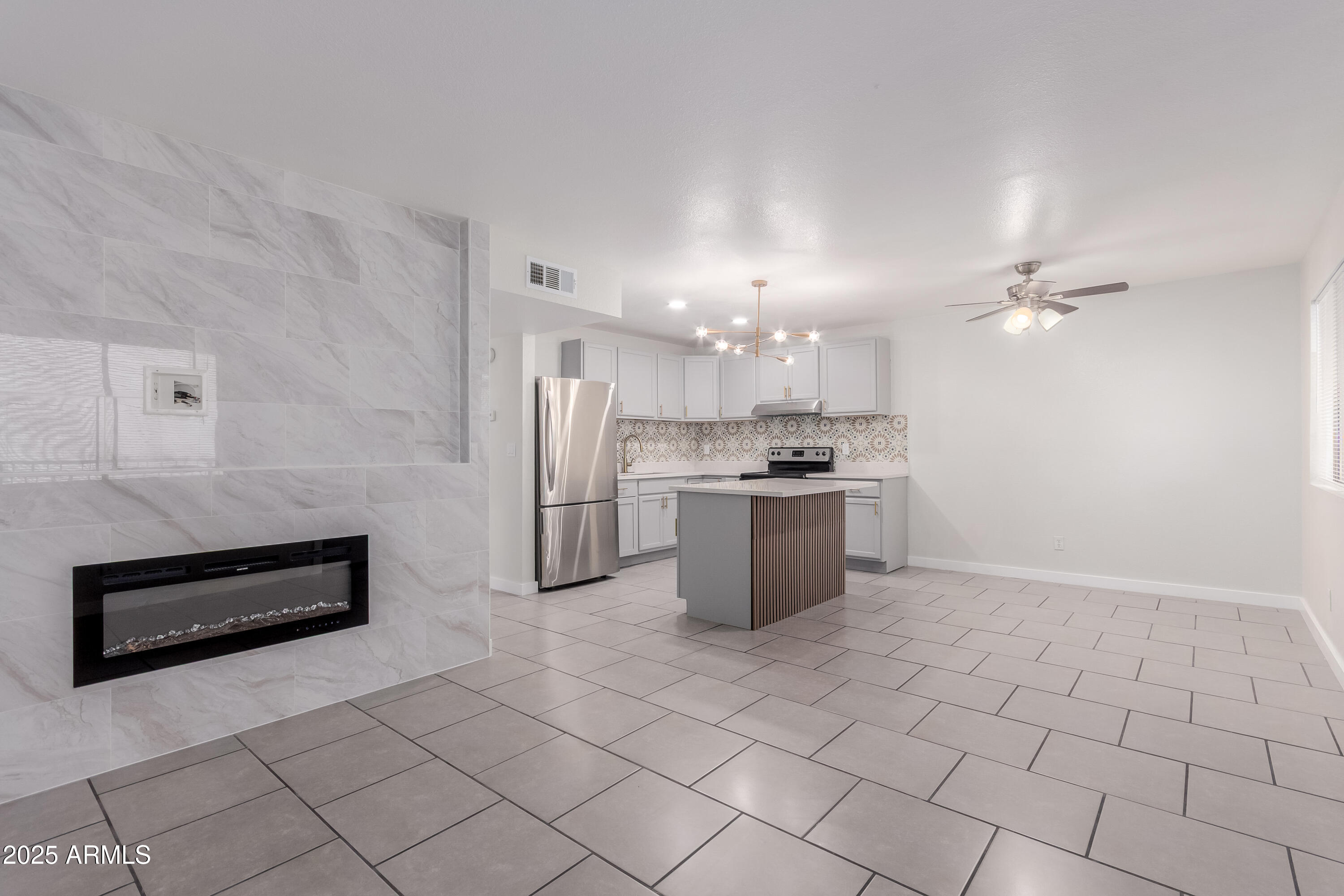 18202 N CAVE CREEK Road 245