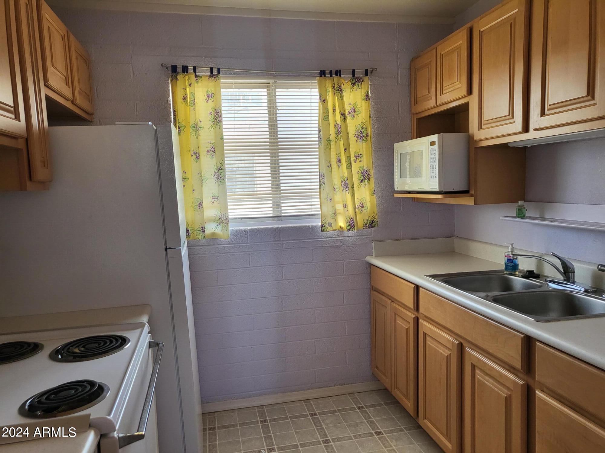 815 N HAYDEN Road D201