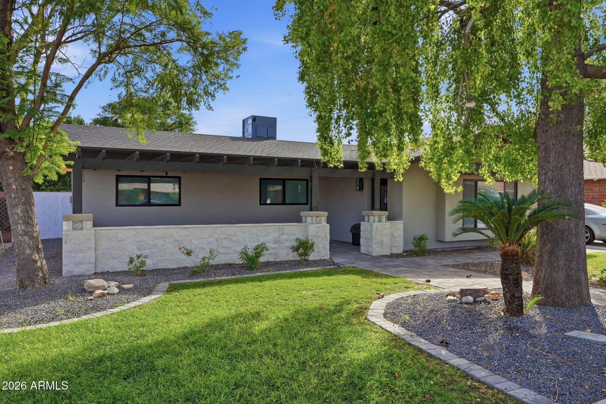 8233 E MONTEROSA Street