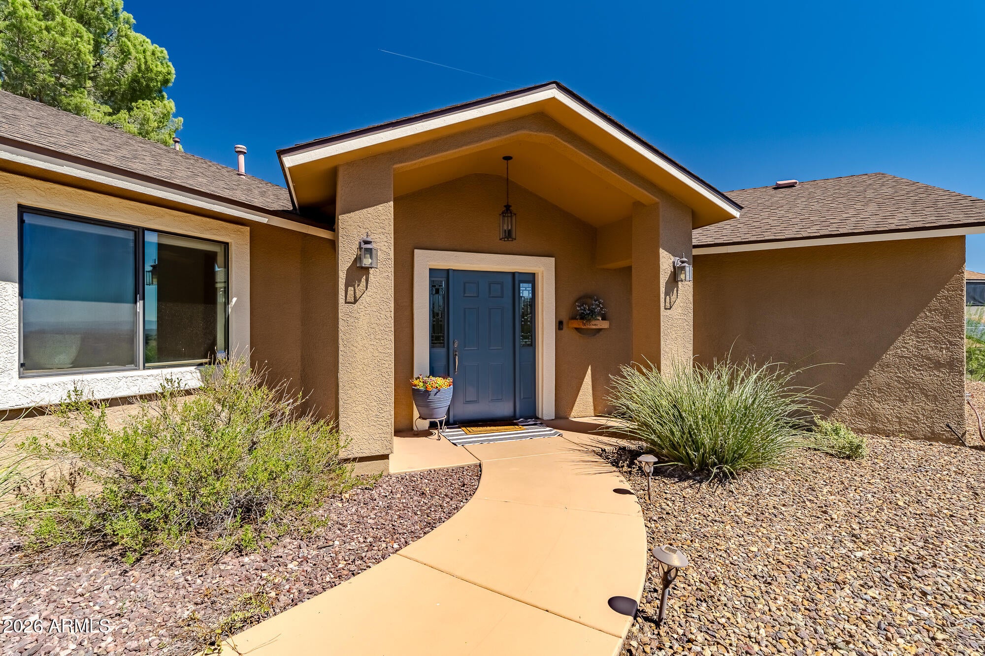 2054 S ELK Circle