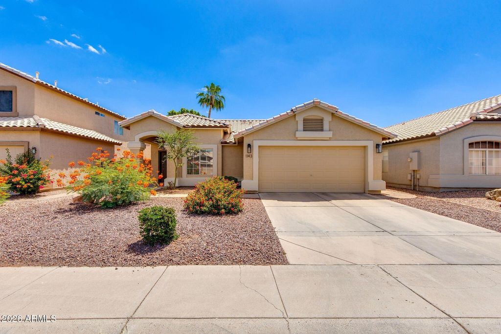 Photo of 1143 S Larkspur Street, Gilbert, AZ 85296 (MLS # 7021924)
