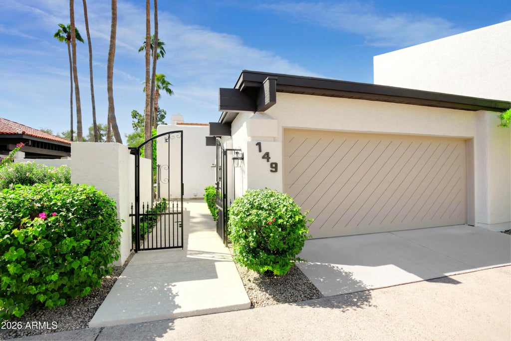 Photo of 4438 E Camelback Road #149, Phoenix, AZ 85018 (MLS # 7090824)