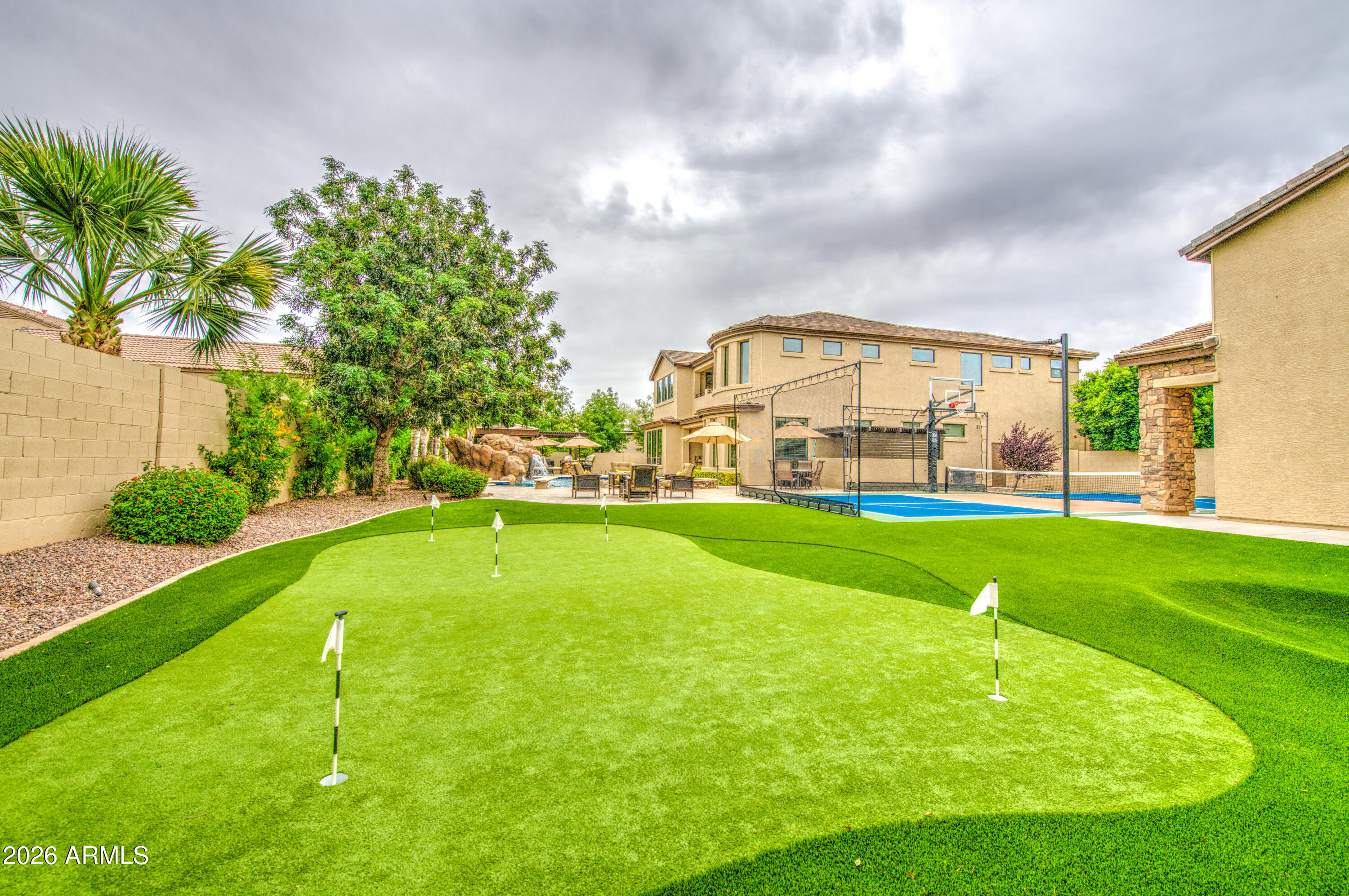 TH RANCH - Residential