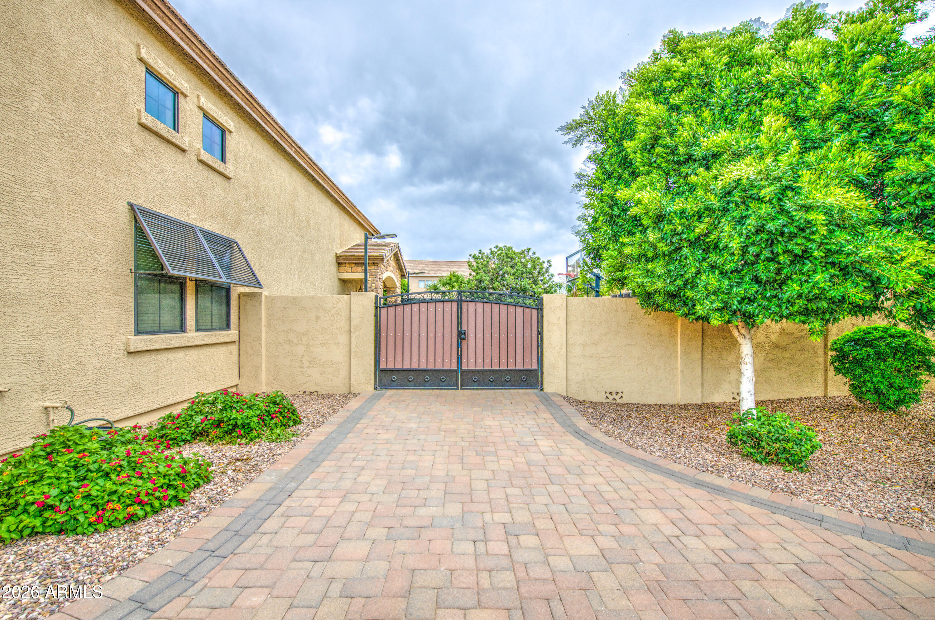 TH RANCH - Residential