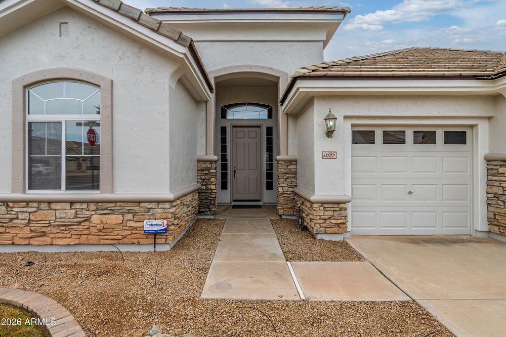 Photo of 1695 E Monterey Street, Chandler, AZ 85225 (MLS # 6982744)