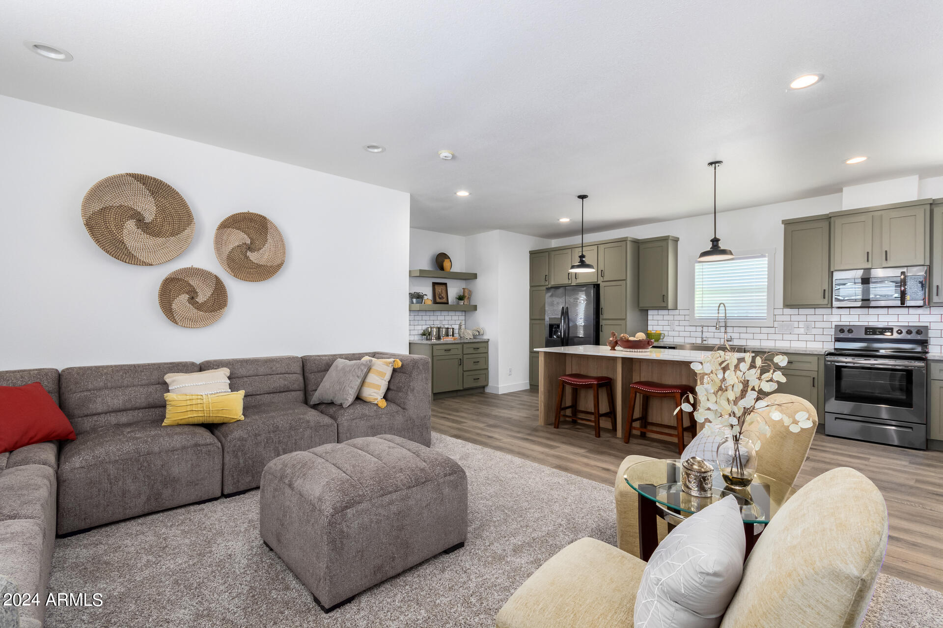 50863 W SAFFRON Lane