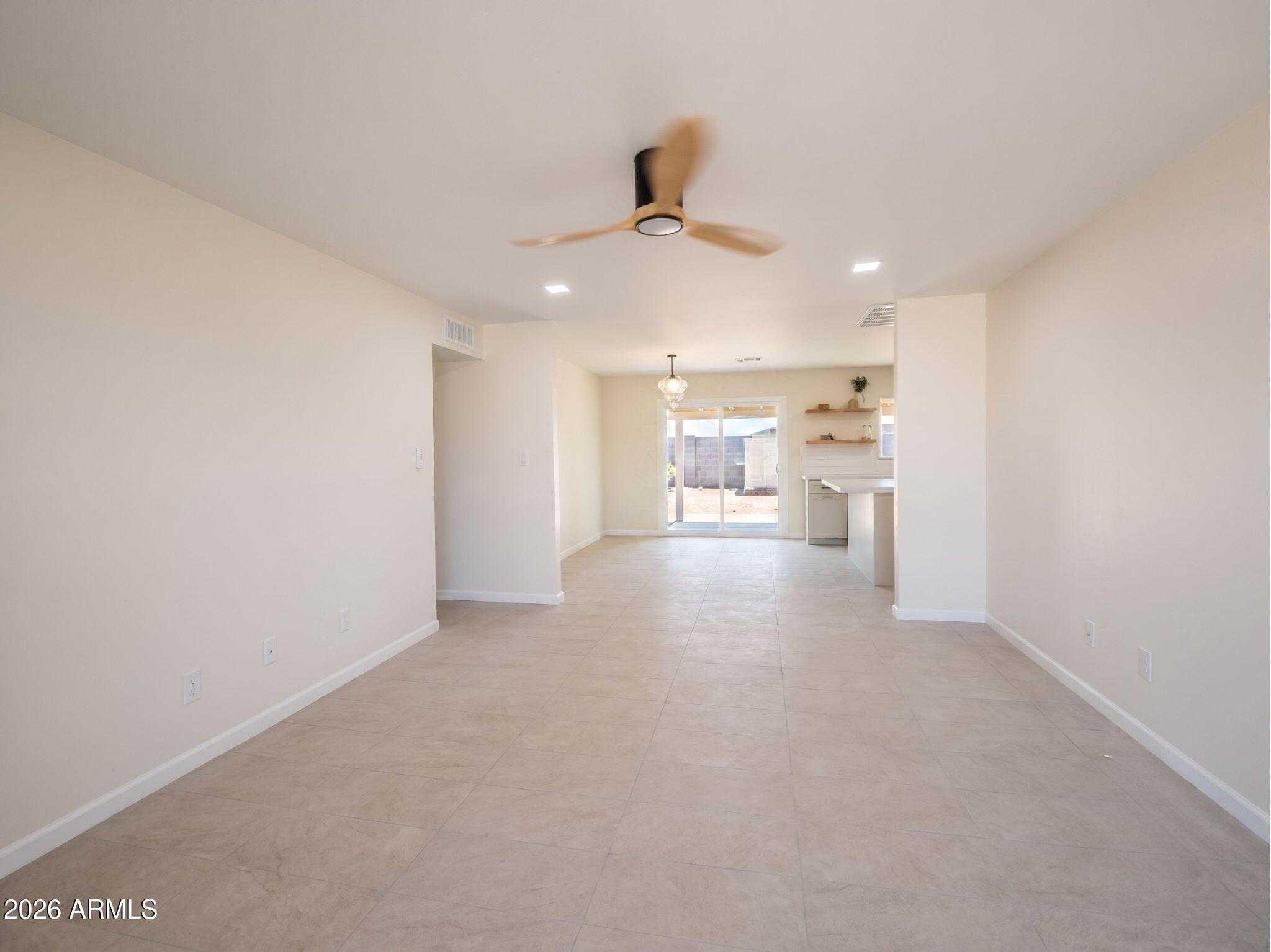 2541 N 50 Lane