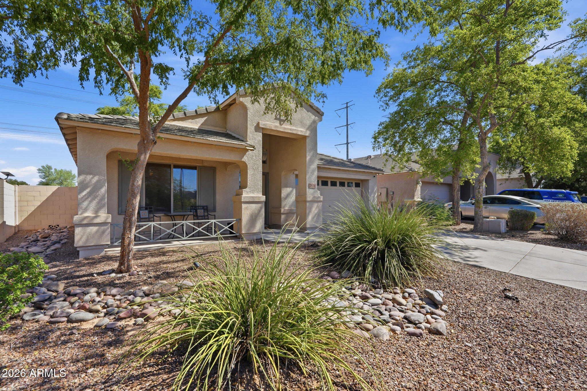 2834 E SAGUARO PARK Lane