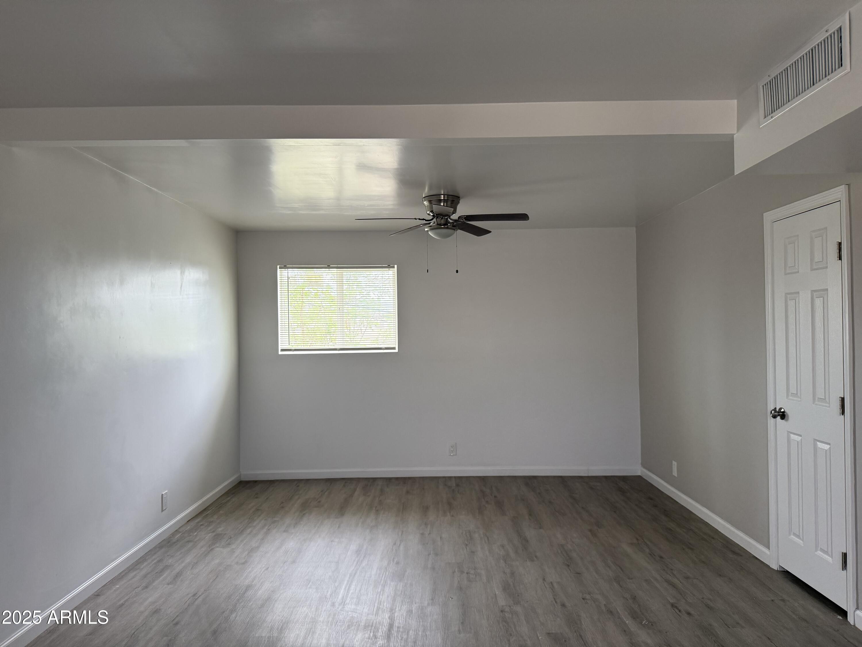 4619 S 16TH Street 8