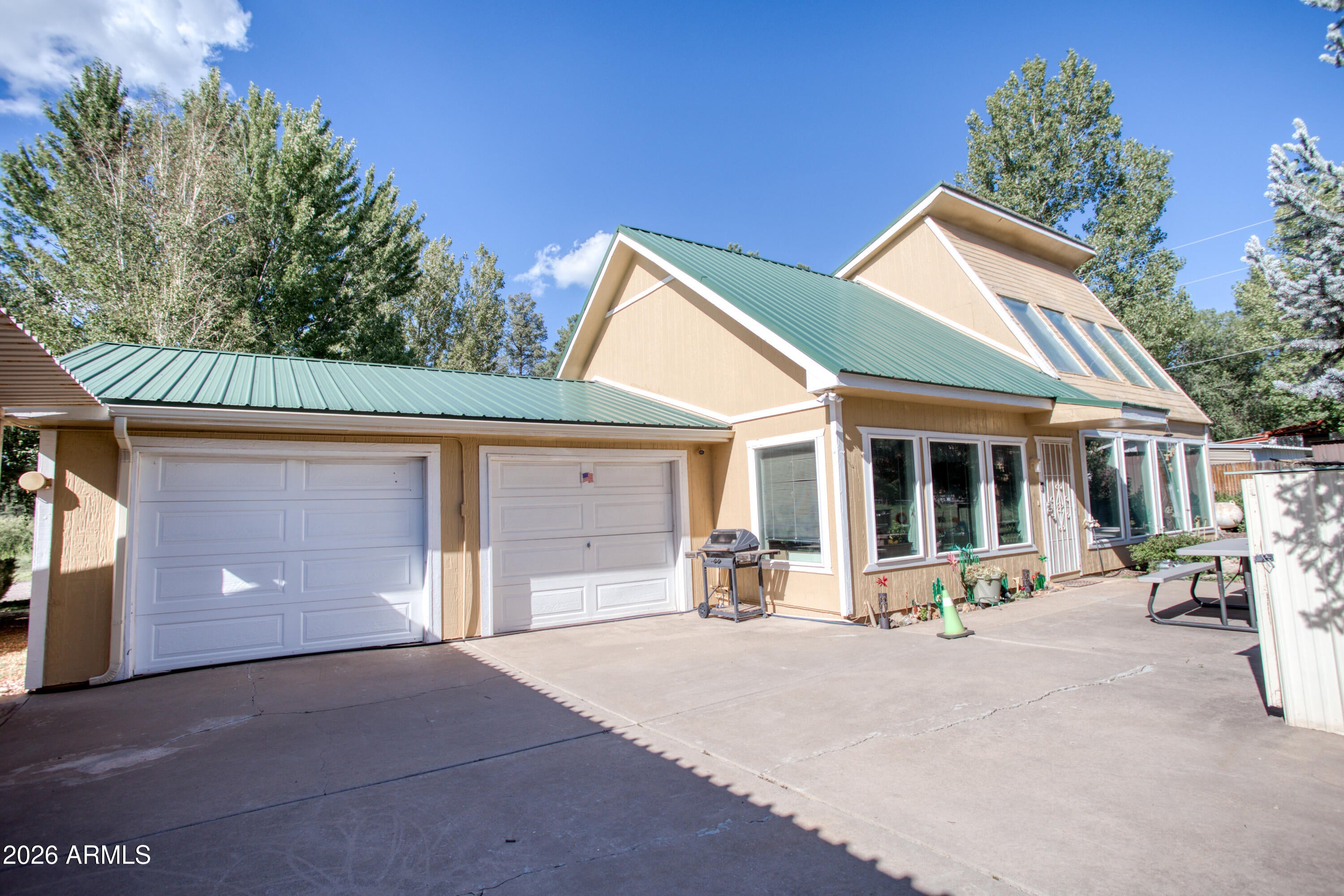 2663 BOB-O-LINK Drive
