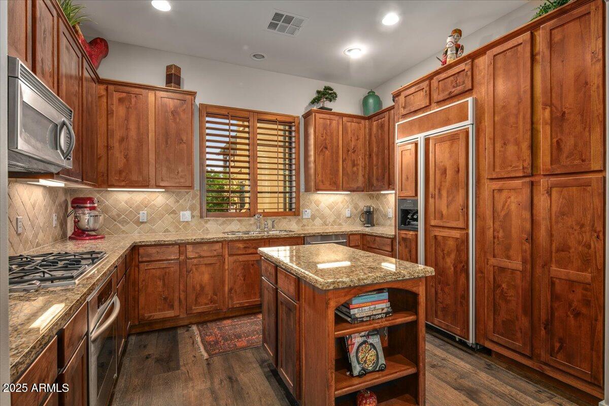 20704 N 90TH Place 1004