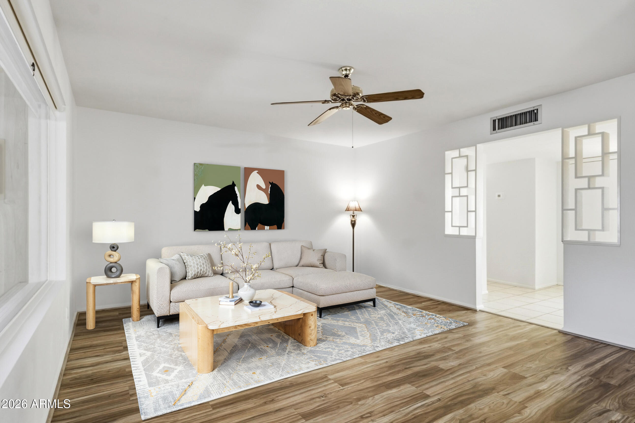 5922 E ANAHEIM Street