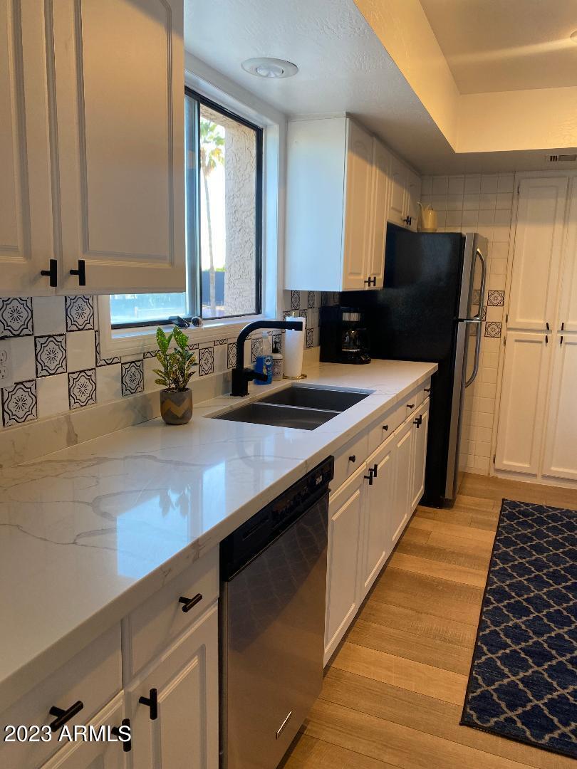 3031 N CIVIC CENTER Plaza 310