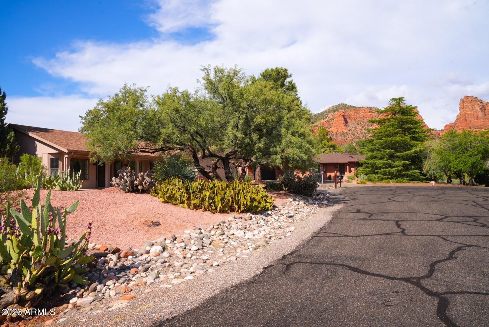 15 CHINO Trail