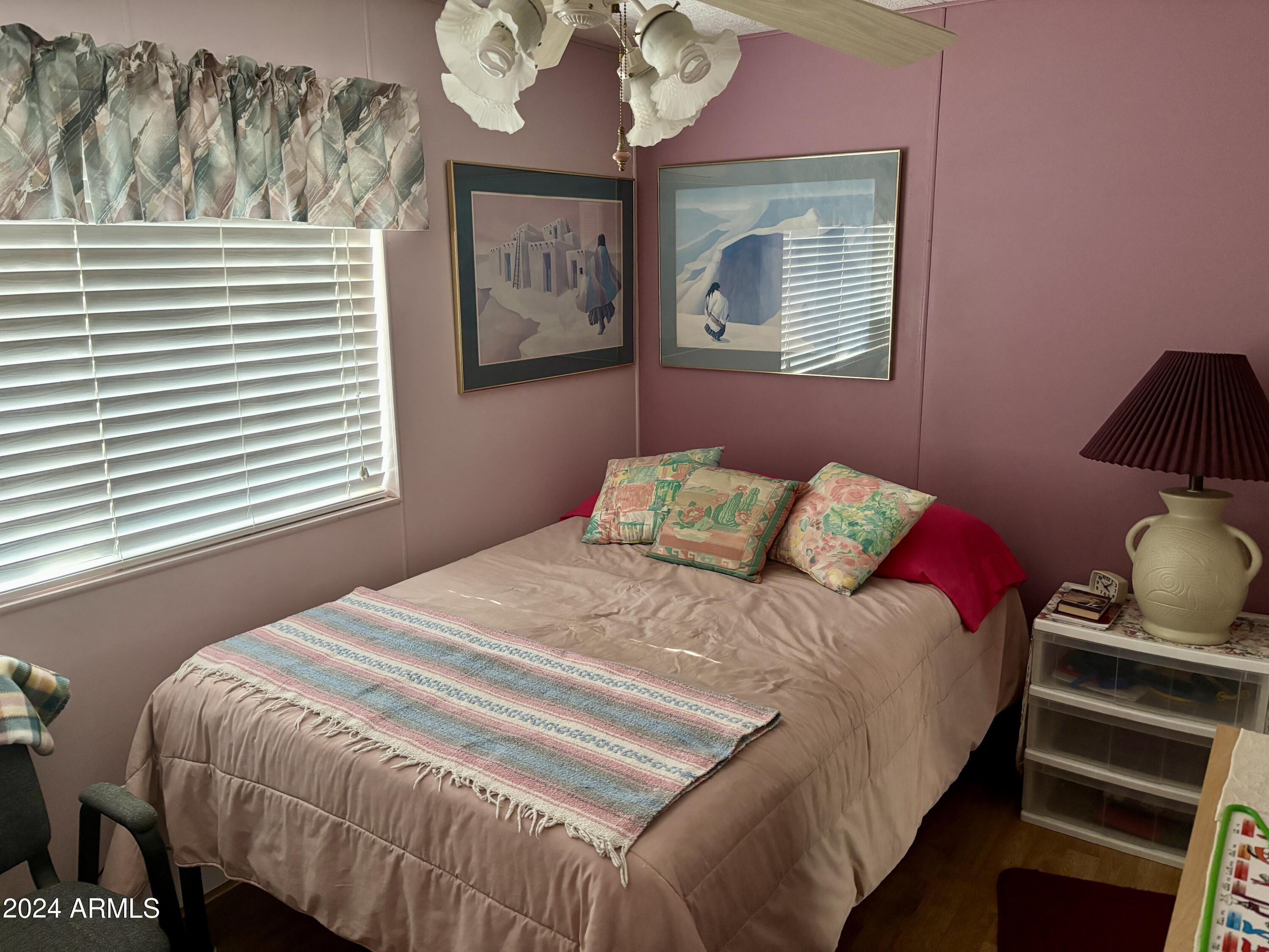 4065 E University Drive 462